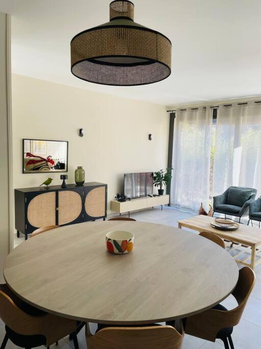 Ferienwohnung La Regate Avec Jaccuzi A 50 M Du Centre Historique Sarlat Exterior foto